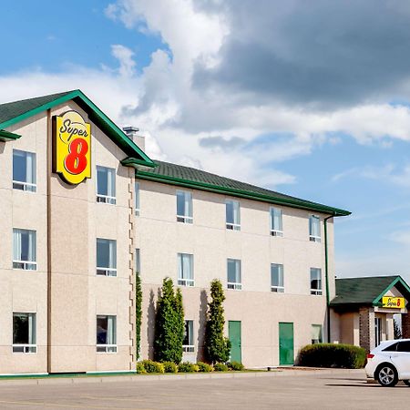 Super 8 By Wyndham Prince Albert Esterno foto