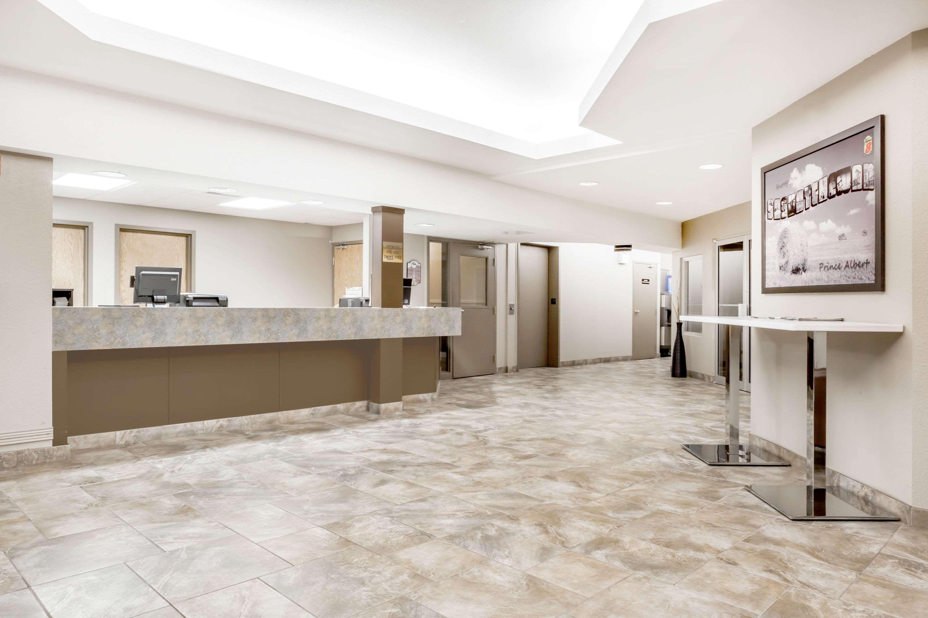 Super 8 By Wyndham Prince Albert Esterno foto